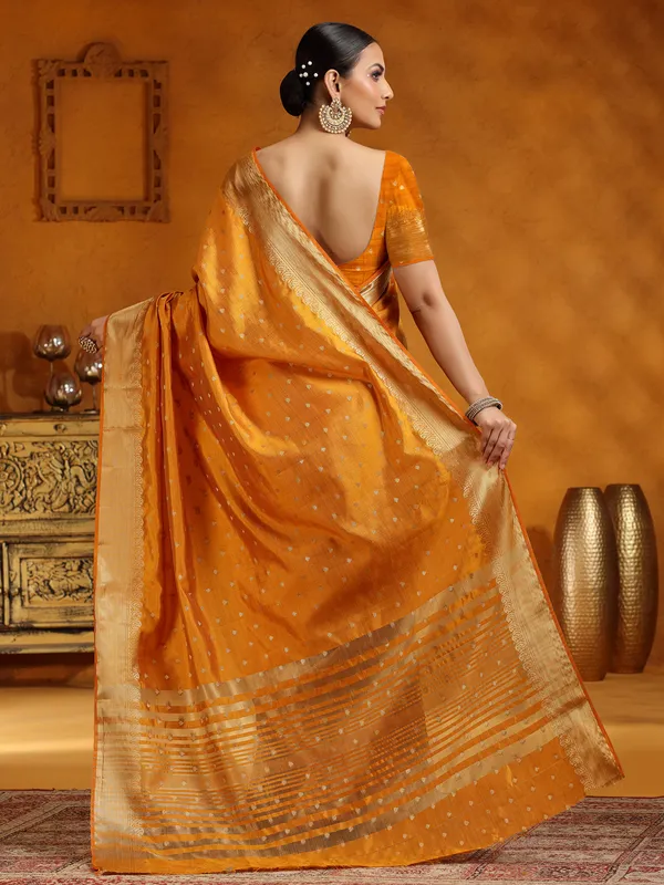 Yellow silk saree with stunning zari work