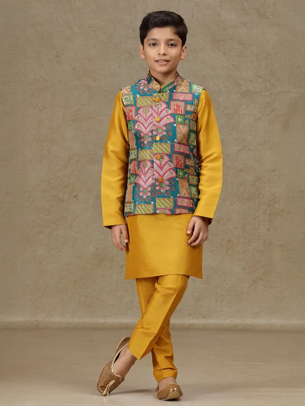 Yellow silk waistcoat set with print for boys