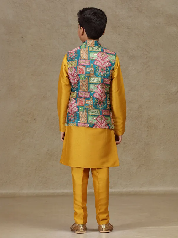 Yellow silk waistcoat set with print for boys