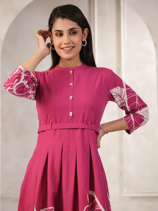 Trendy cotton magenta printed kurti