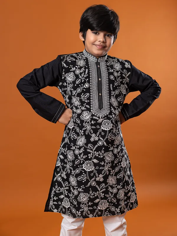 Black kurta suit in fine embroidery for festival