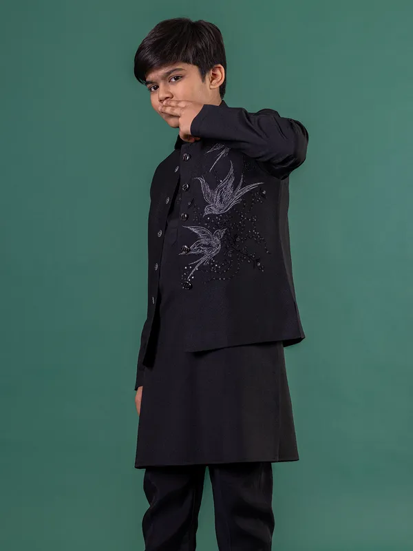 Black terry rayon waistcoat set with thread work