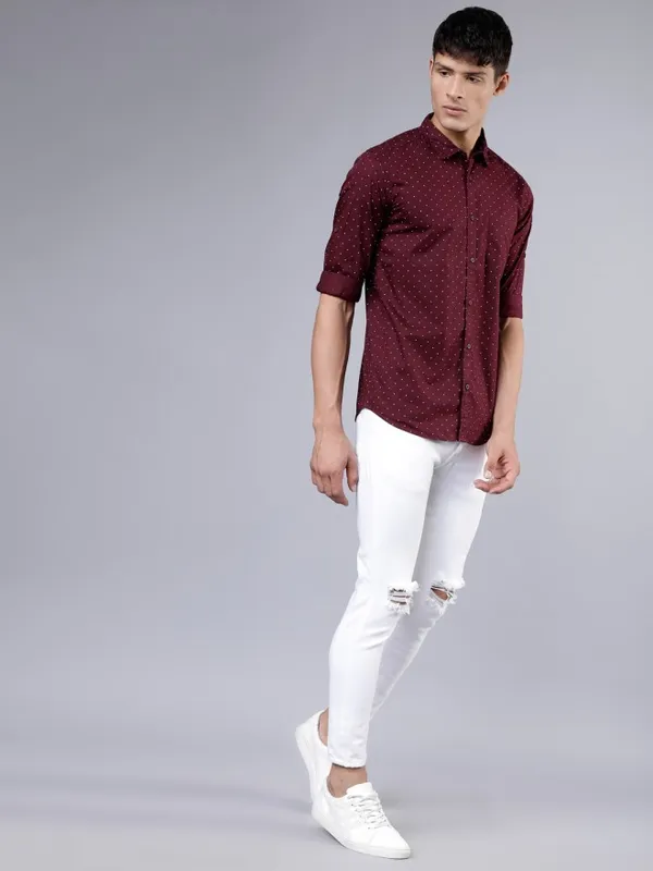 Men Slim Fit Casual Shirt