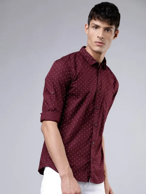 Men Slim Fit Casual Shirt