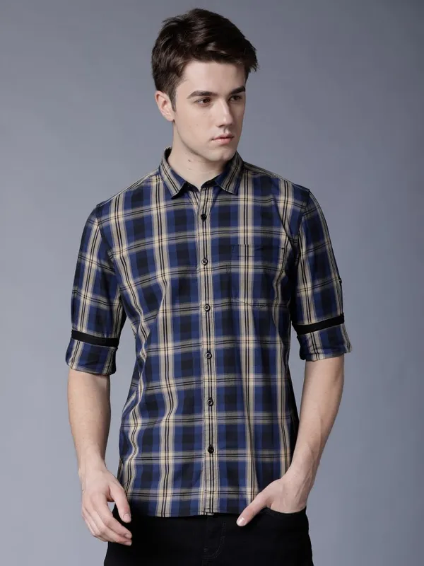 Men Slim Fit Casual Shirt