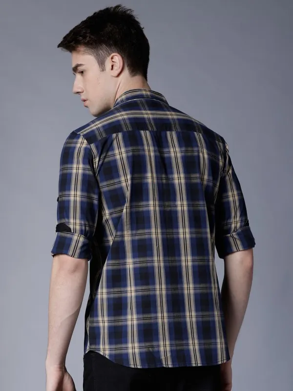 Men Slim Fit Casual Shirt