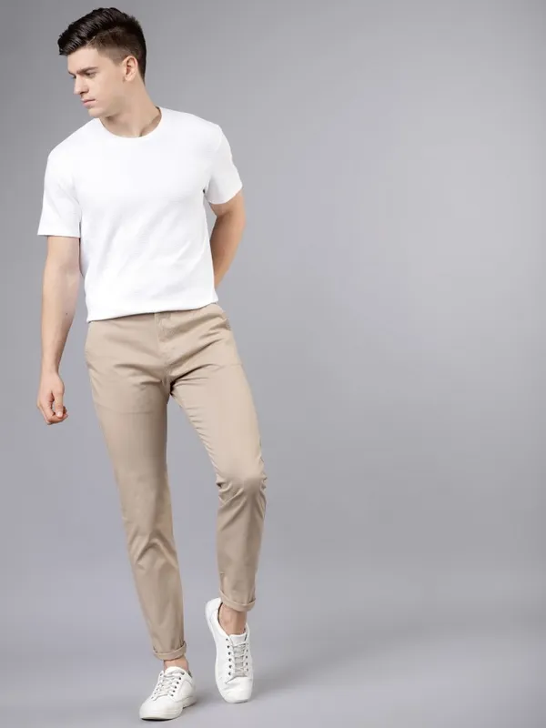  Highlander Men Beige Regular Fit Solid Casual Trousers