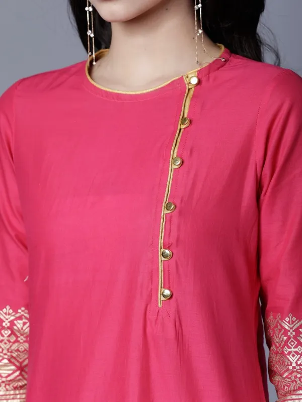  Vishudh Women Pink Solid Straight Kurtas