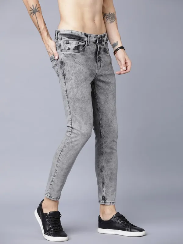  Locomotive Men Grey Tapered Fit Clean Look Jeans