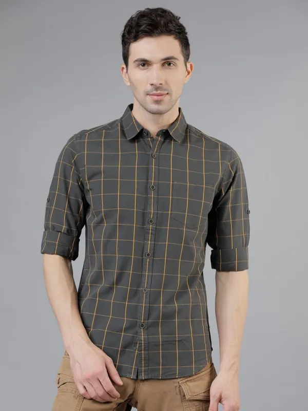  Locomotive Men Olive Checked Slim Fit Casual Shirts