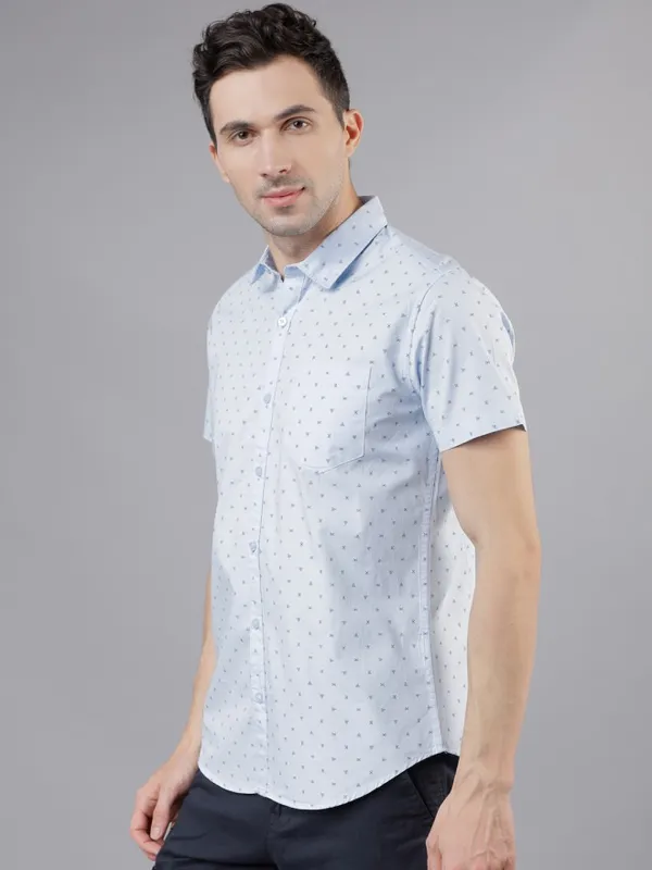  Highlander Men Blue Printed Slim Fit Casual Shirts