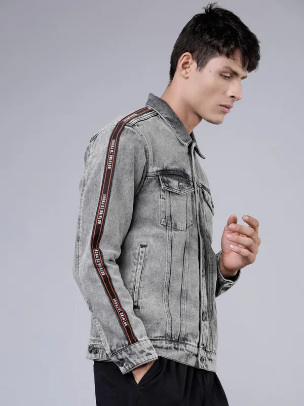  Locomotive Men Grey Solid Denim Jacket Jackets