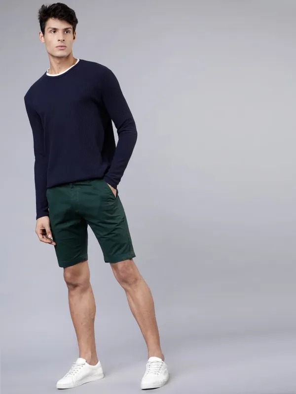  Highlander Men Green Slim Fit Regular Shorts Shorts