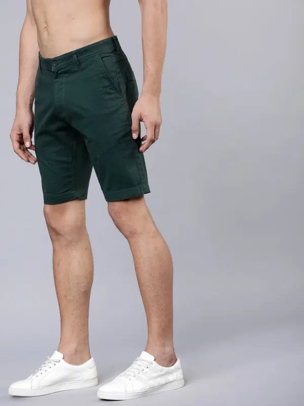  Highlander Men Green Slim Fit Regular Shorts Shorts