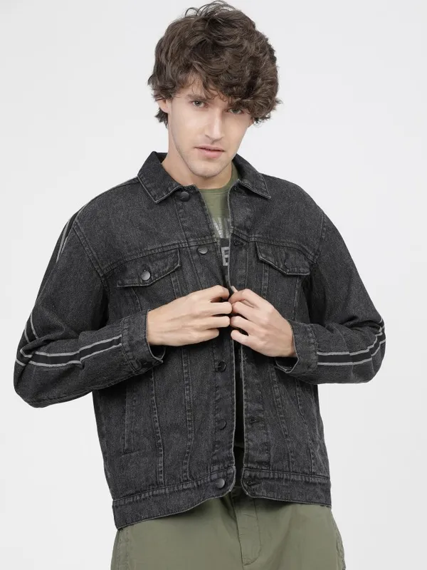  Highlander Men Black Solid Jackets