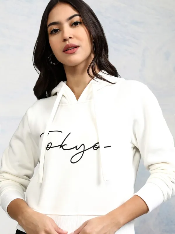  Tokyo Talkies Women White Printed Pullover Hood Sweatshirts