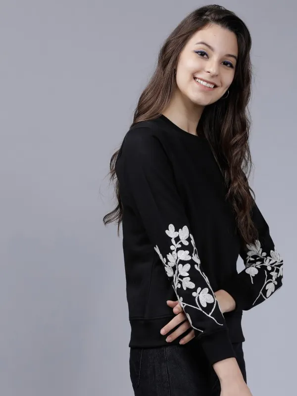  Tokyo Talkies Women Black Embroidered Pullover Sweatshirts