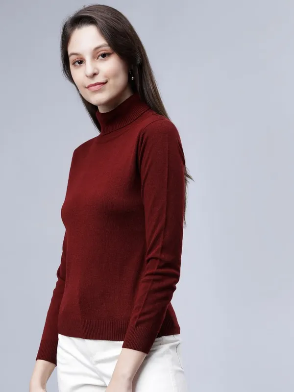  Tokyo Talkies Women Burgundy Turtle Neck Sweaters