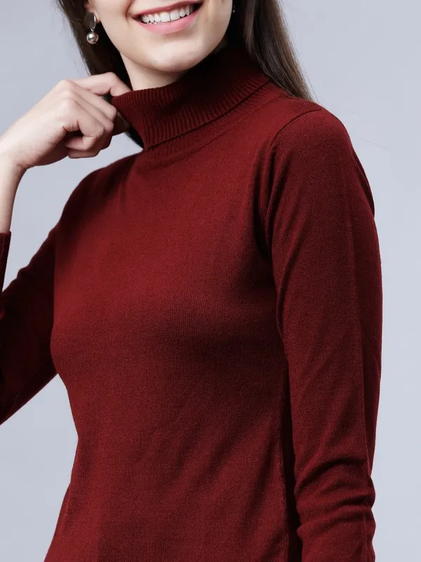  Tokyo Talkies Women Burgundy Turtle Neck Sweaters