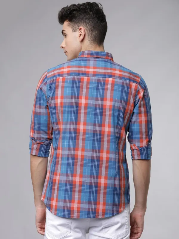  Highlander Men Blue Checked Slim Fit Casual Shirts