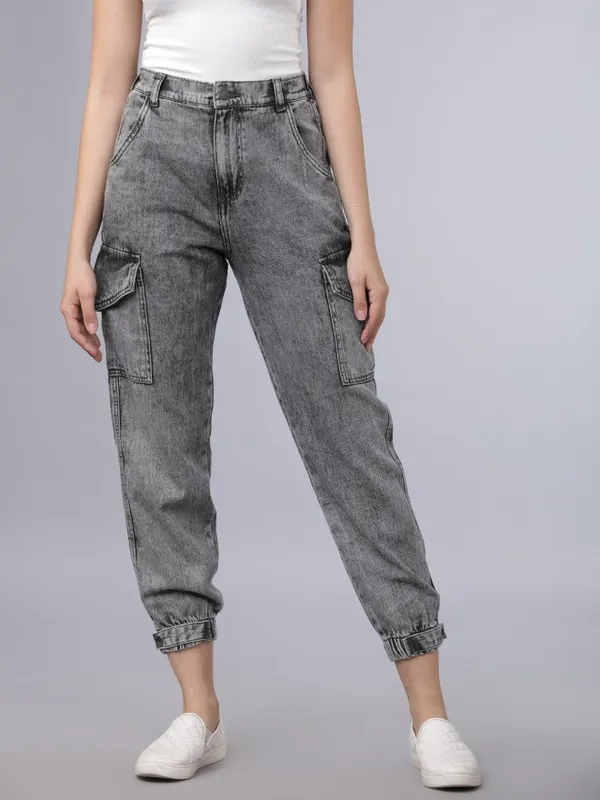  Tokyo Talkies Women Grey Jogger Mildly Distressed Jeans