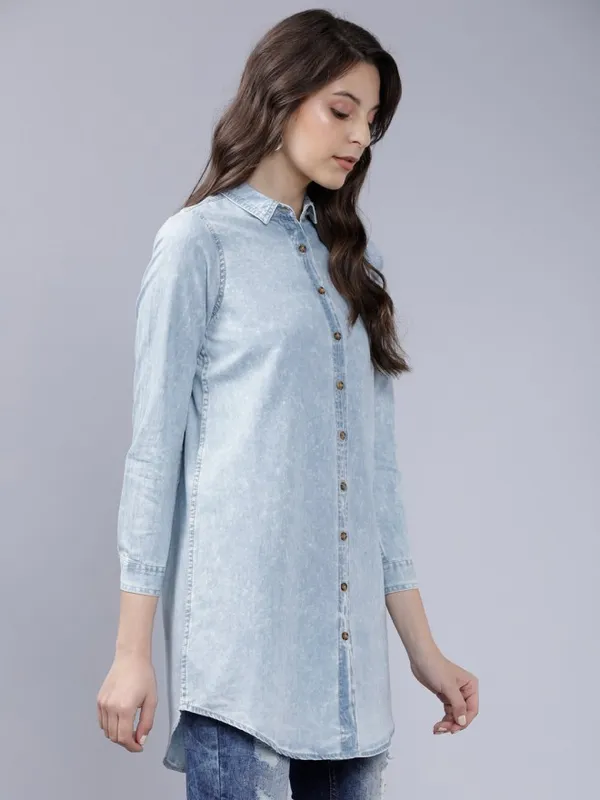  Tokyo Talkies Women Blue Solid Casual Shirts