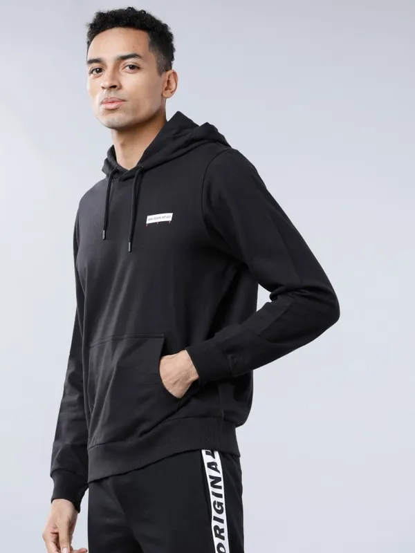 Highlander Men Black Hooded Pullover Sweatshirt