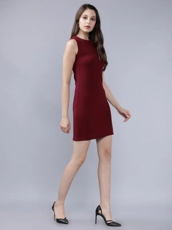  Tokyo Talkies Women Maroon Solid Sheath Dresses