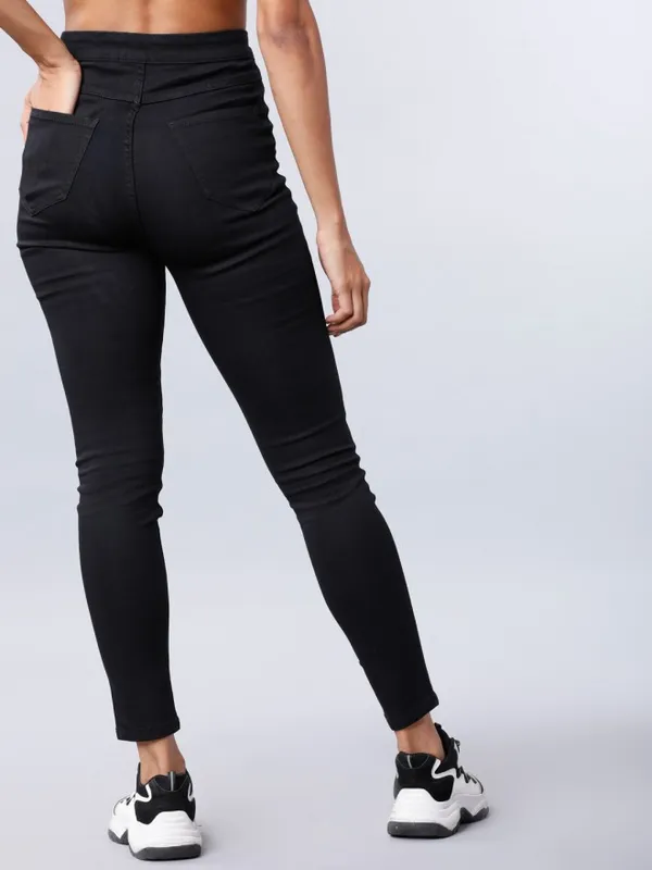  Tokyo Talkies Women Black Slim Fit Clean Look Jeans