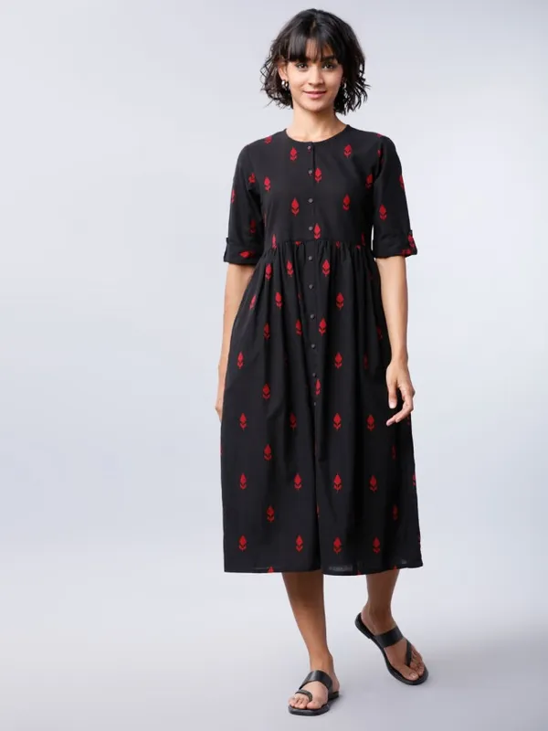  Vishudh Women Black Printed A-Line Ethnic Dresses