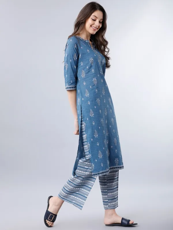  Vishudh Women Blue Printed Kurta Sets