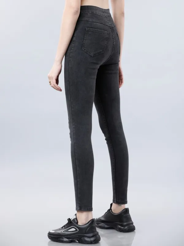  Tokyo Talkies Women Black Slim Fit Clean Look Jeans