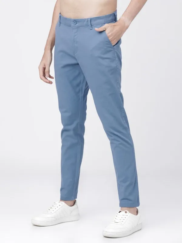  Highlander Men Blue Slim Fit Solid Casual Trousers