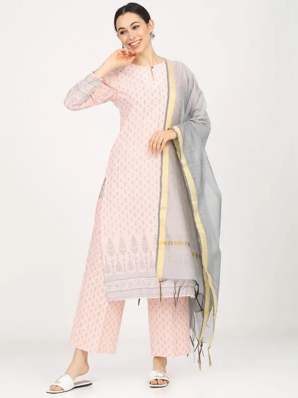  Vishudh Women Pink Printed Kurta Sets