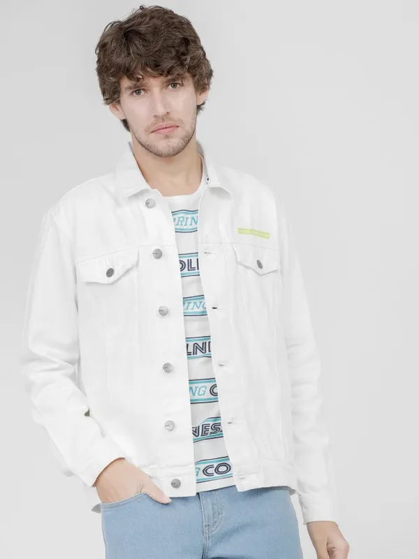 Highlander Men White Solid Denim Jacket