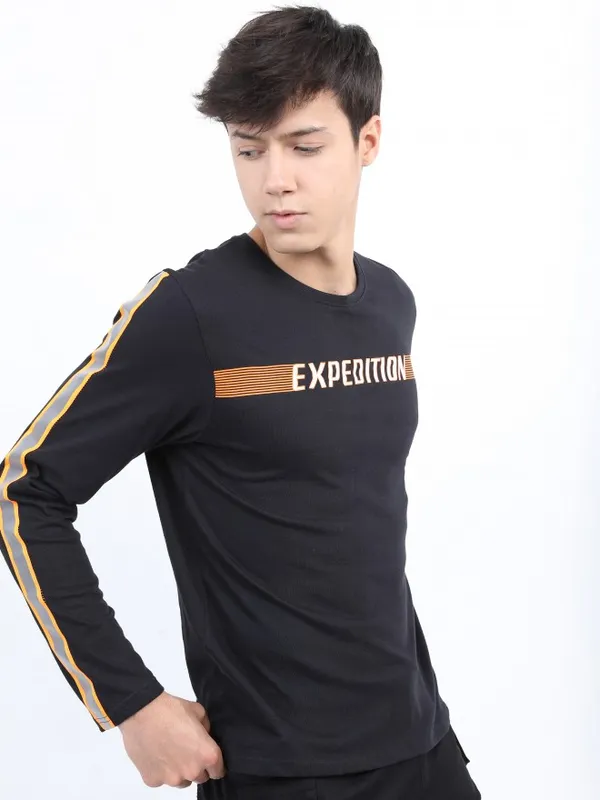  Locomotive Men Navy Blue Printed Round Neck T-Shirts