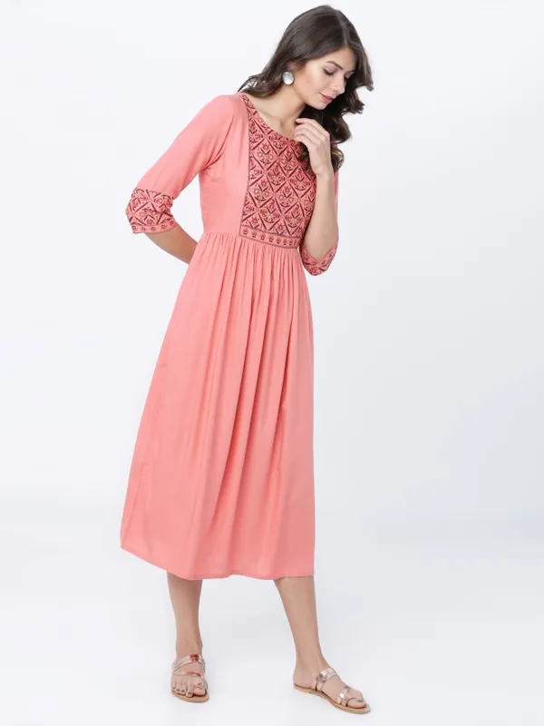  Vishudh Women Peach Printed A-Line Ethnic Dresses