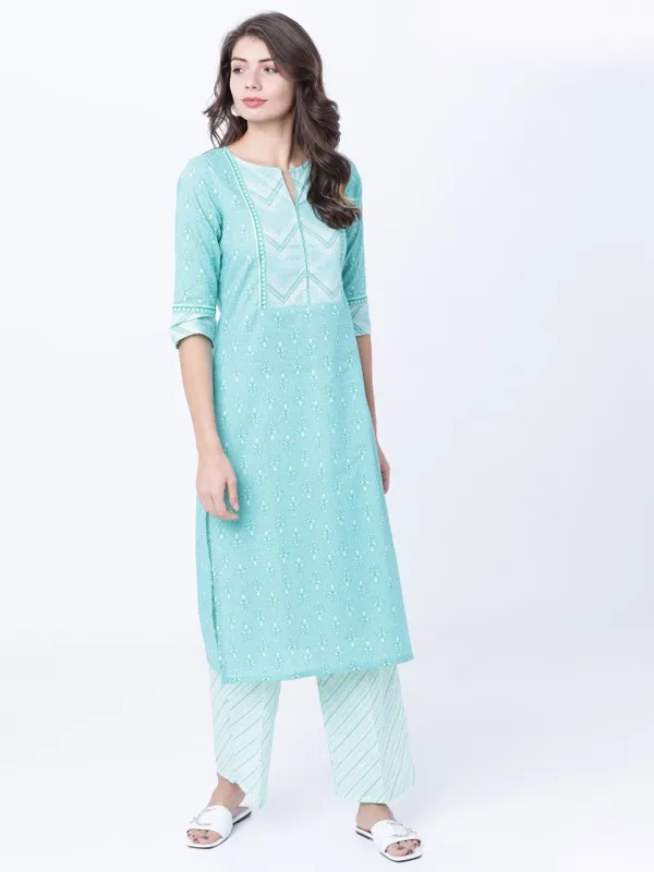  Vishudh Women Green Printed Straight Fit Palazzos