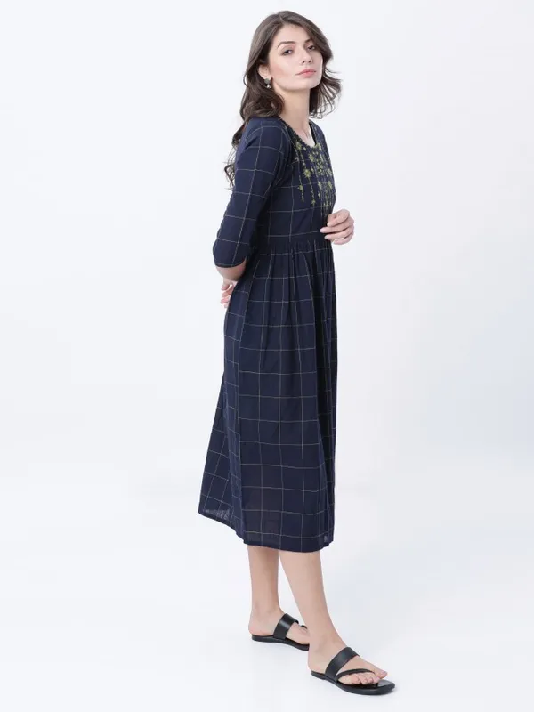  Vishudh Women Navy Blue Checked A-Line Ethnic Dresses