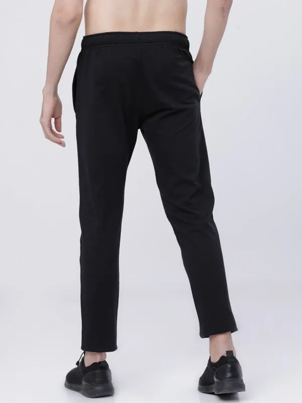  Highlander Men Black Slim Fit Track Pants