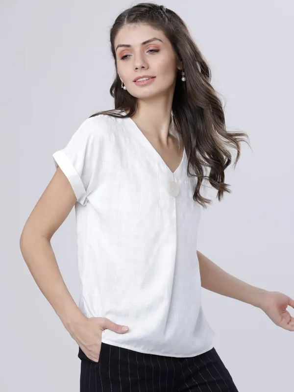  Tokyo Talkies Women White Solid Regular Tops