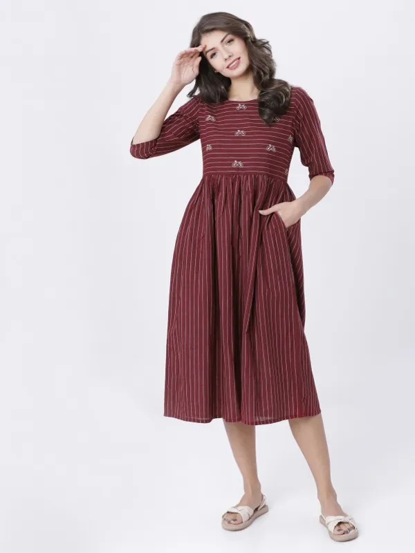  Vishudh Women Maroon Striped A-Line Ethnic Dresses