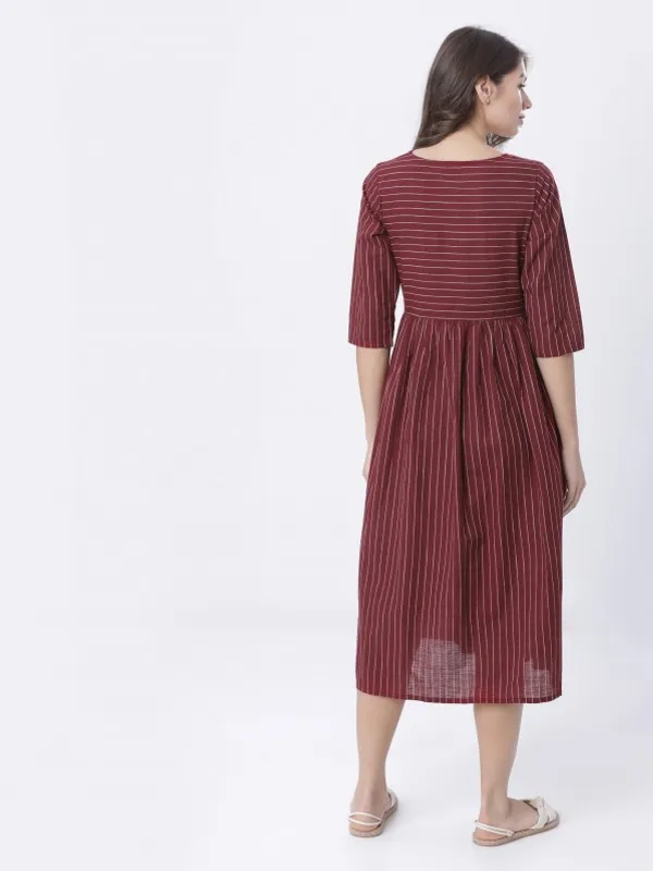  Vishudh Women Maroon Striped A-Line Ethnic Dresses