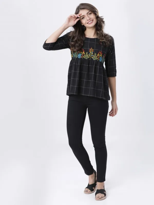  Vishudh Women Black Checked Regular Tops