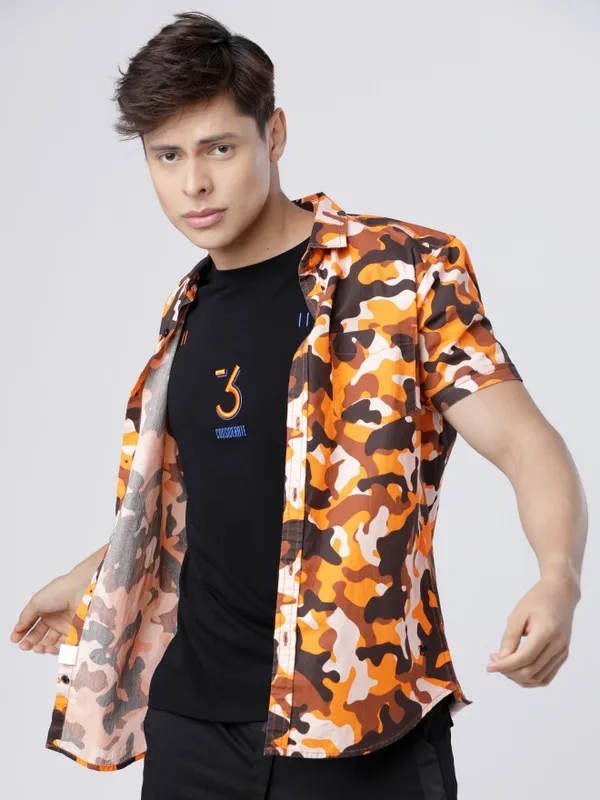  Locomotive Men Orange Printed Slim Fit Casual Shirts