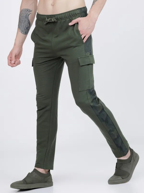  HIGHLANDER Men Olive Slim Fit Track Pants