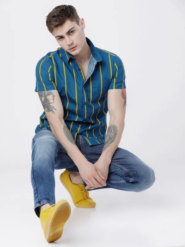  Highlander Men Teal Striped Slim Fit Casual Shirts
