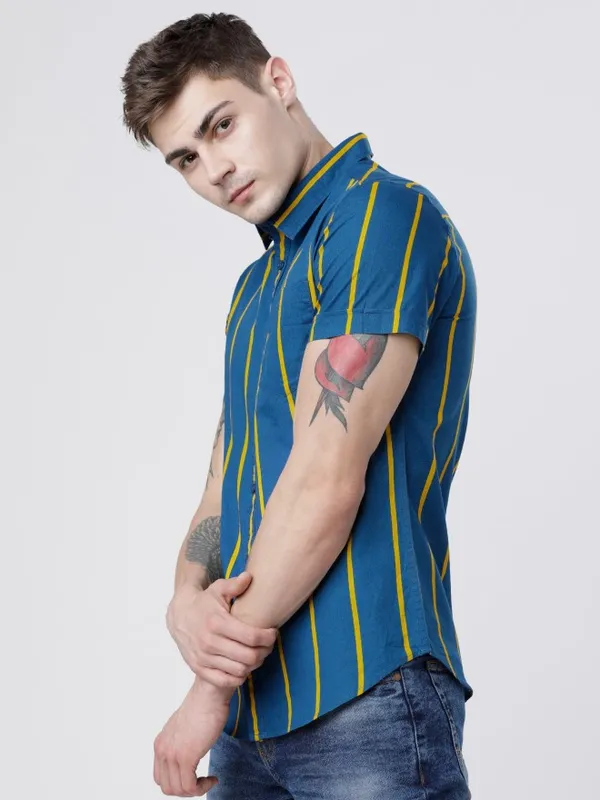  Highlander Men Teal Striped Slim Fit Casual Shirts