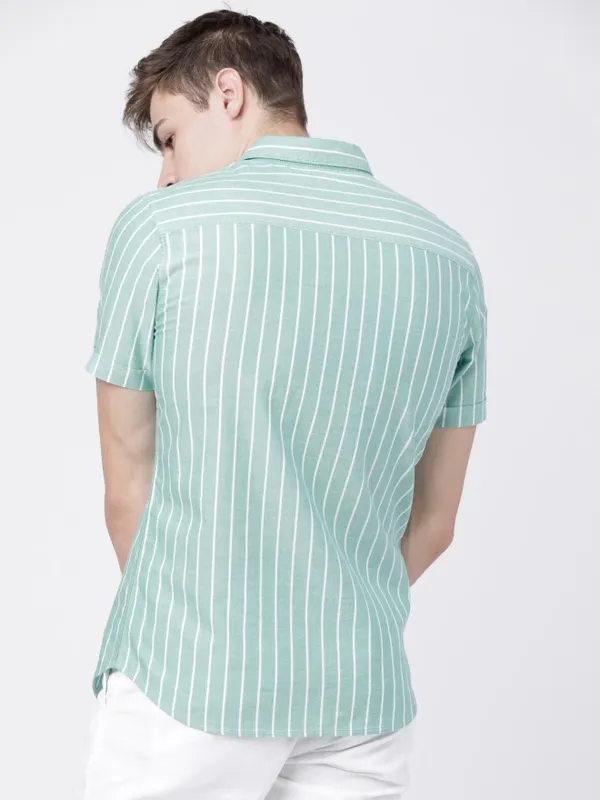  Highlander Men Green Striped Slim Fit Casual Shirts