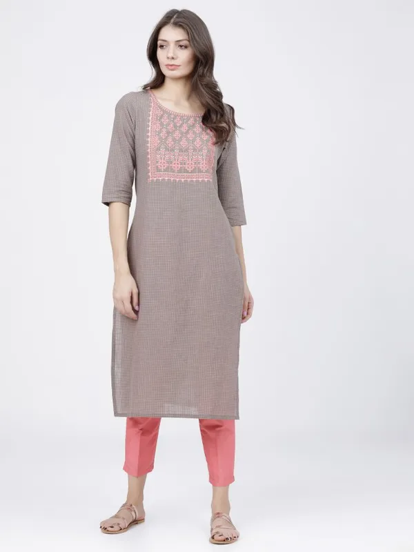  Vishudh Women Grey Printed Straight Kurtas